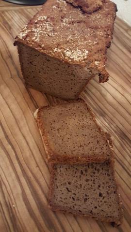 Buchweizen-Vollkornbrot mit gepufftem Amaranth, Brot | Hochgeladen von: maus151