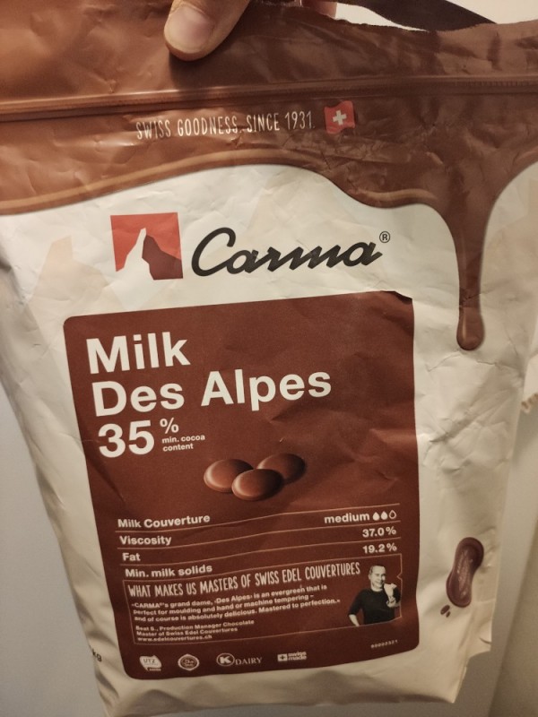 Milk des Alpes 35%, Milchschokolade Couverture von hesche | Hochgeladen von: hesche