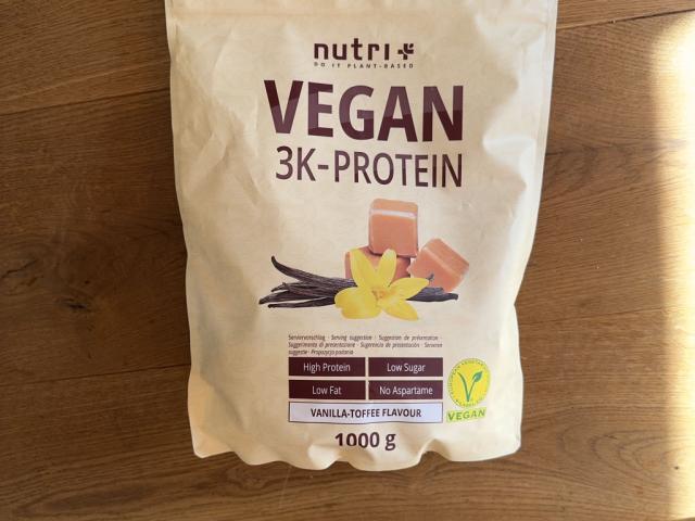 Hochgeladen von: Jacqueline311087 Hochgeladen von: Jacqueline311087