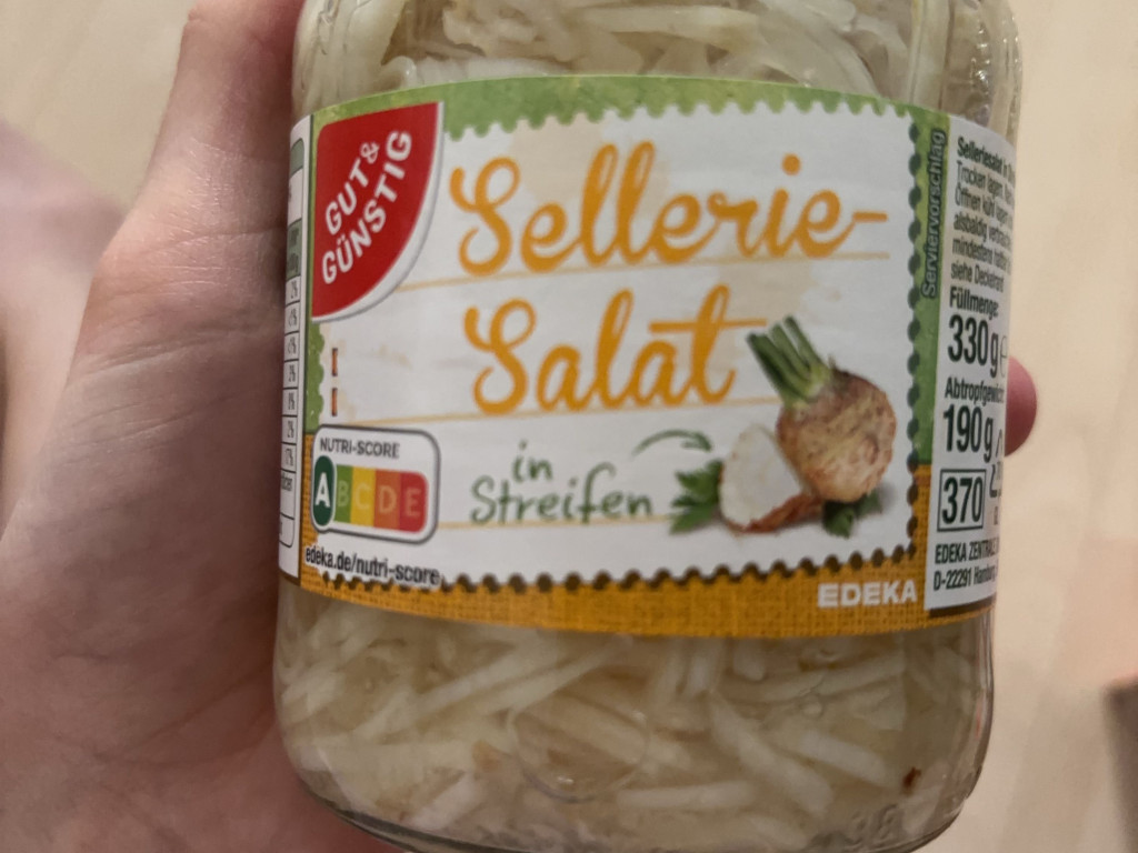 Hochgeladen von: cestmoijola