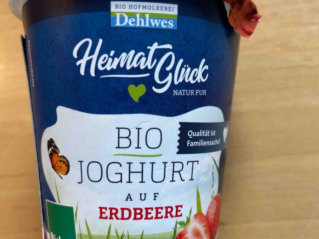 Bio Joghurt auf Erdbeere von Diandra | Hochgeladen von: Diandra