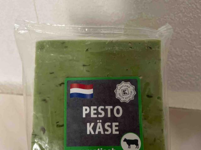 pesto käse by RiverSong | Uploaded by: RiverSong