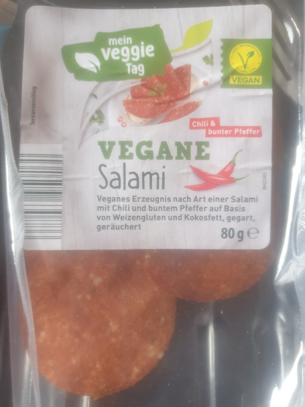 Vegane Salami, Chili und bunter Pfeffer von Larakanns | Hochgeladen von: Larakanns