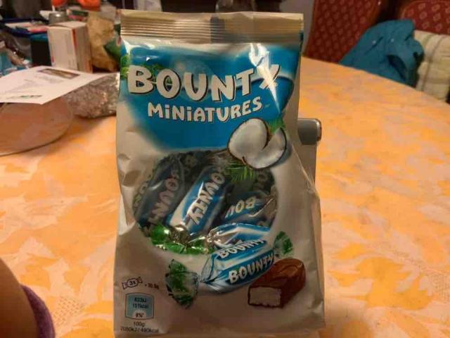 Bounty, Miniatures von MFelgner | Hochgeladen von: MFelgner