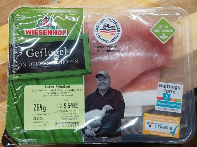 Wiesenhof Geflügel von Ralfred | Hochgeladen von: Ralfred Wiesenhof Geflügel von Ralfred | Hochgeladen von: Ralfred