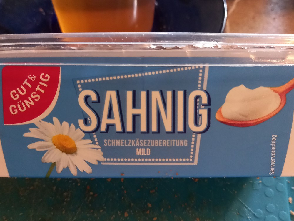 SAHNIG, Schmelzkäsezubereitung mild von Snoopy 236 | Hochgeladen von: Snoopy 236 SAHNIG, Schmelzkäsezubereitung mild von Snoopy 236 | Hochgeladen von: Snoopy 236