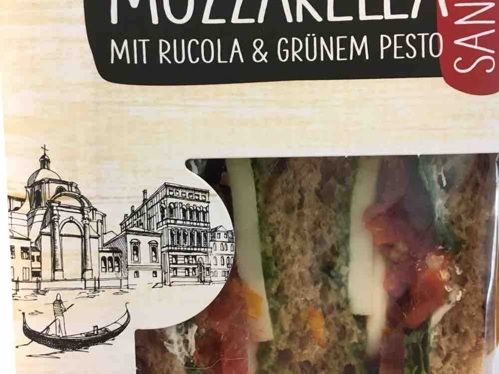 Sandwich Tomate Mozzarella , Mit Rucola und grünem Pesto  von wa | Hochgeladen von: wagner.patrick