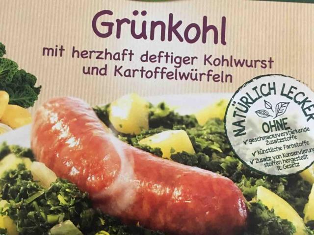 Grünkohl mit herzhaft deftiger Kohlwurst und Kartoffelwürfeln vo | Hochgeladen von: bloxdorf