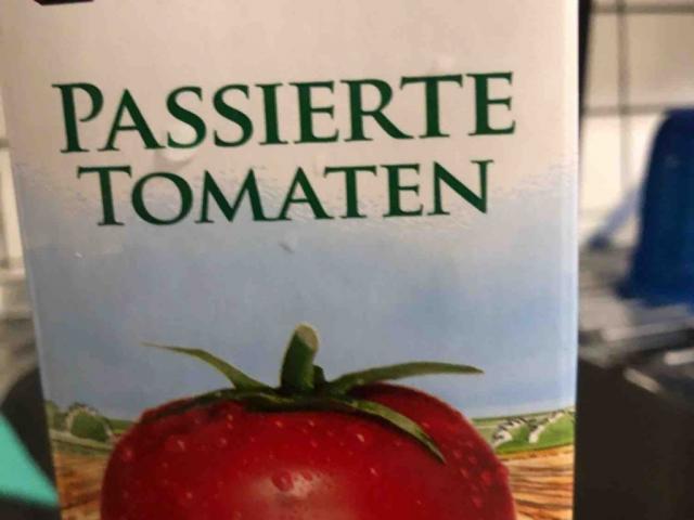 Tomaten Passiert von renatecombe747 | Hochgeladen von: renatecombe747