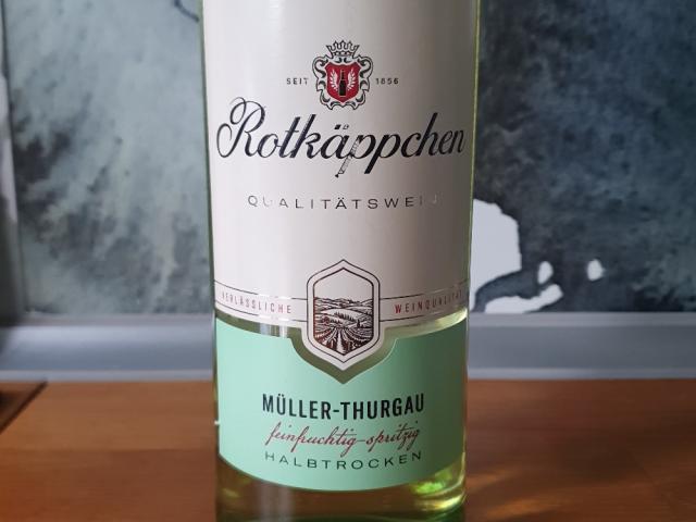 Hochgeladen von: MikeMoldo Hochgeladen von: MikeMoldo