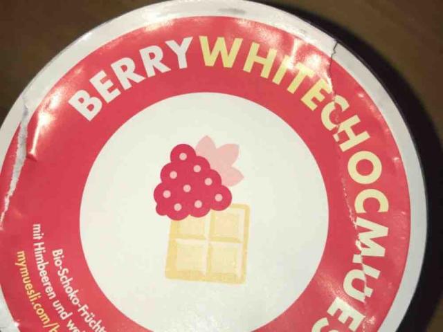 Berry whitechoc muesli by lmrwd | Uploaded by: lmrwd