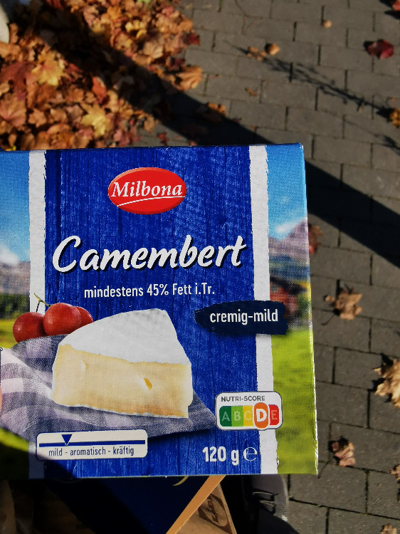 Camembert, mind. 45% Fett i. Tr. von Stift1991 | Hochgeladen von: Stift1991