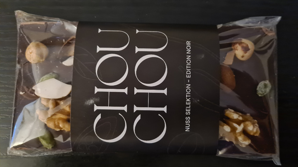 Chou Chou Schokolade, Nuss Selektion - Edition Noir von Scorpaly | Hochgeladen von: Scorpalyzer