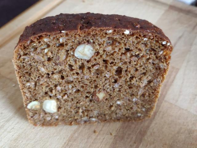 Nussschwarzbrot von Ciav | Hochgeladen von: Ciav