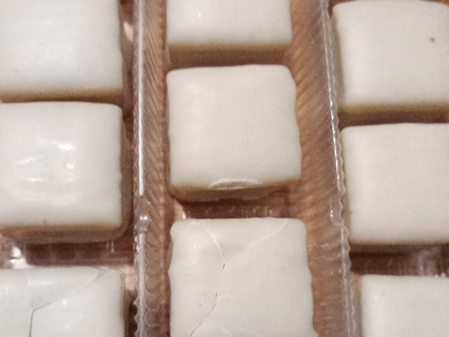 Hochgeladen von: anonymusinconnux316