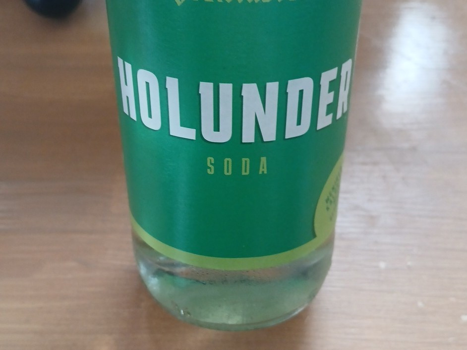 Freistädter Holunder Soda von Simon Kreindl | Hochgeladen von: Simon Kreindl Freistädter Holunder Soda von Simon Kreindl | Hochgeladen von: Simon Kreindl