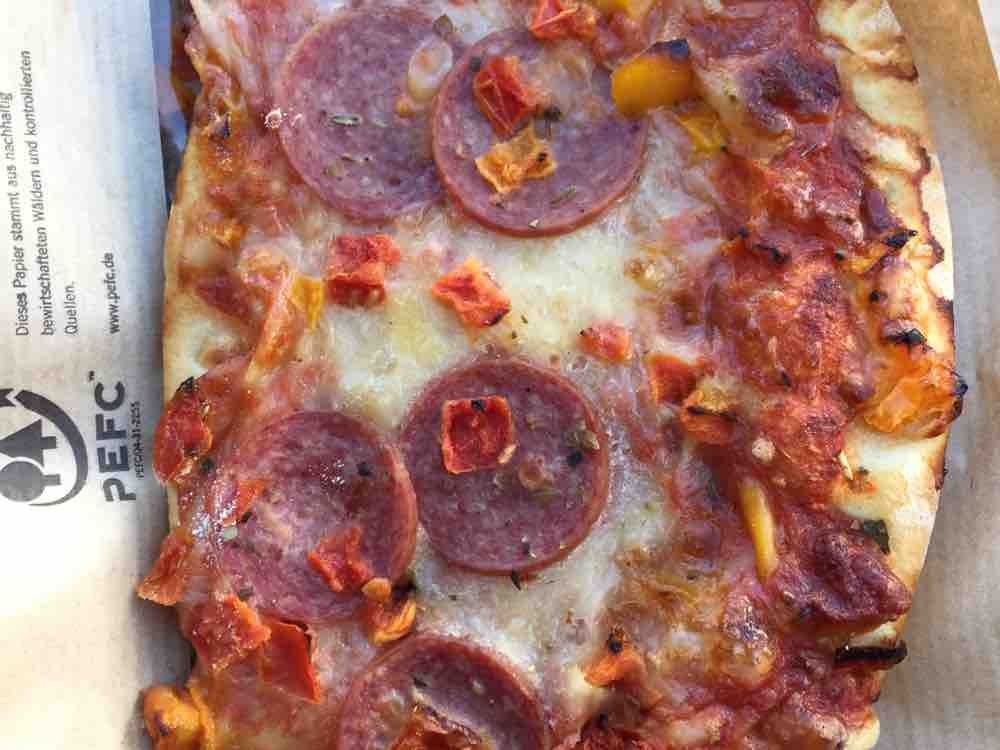Salami Pizza Lidl Backshop von JanineBrilla | Hochgeladen von: JanineBrilla