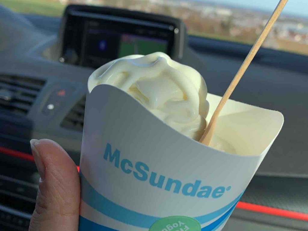 McSundae Frozen Yogurt, ohne Sauce von juliemittel | Hochgeladen von: juliemittel