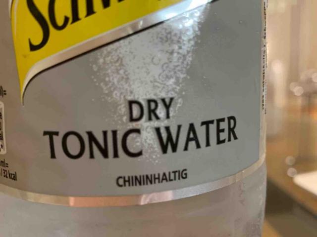 Dry Tonic Water by Amelie861 | Uploaded by: Amelie861