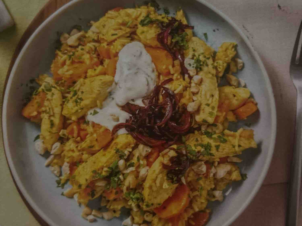 Hello Fresh - Hähnchen-Reispfanne mit Aprikosen-Minz Joghurt 27  | Hochgeladen von: Louie