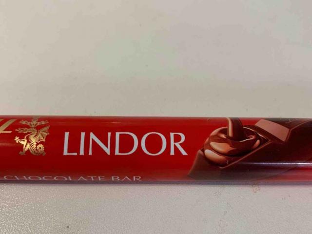 Lindor Milk chocolate bar by Lunacqua | Uploaded by: Lunacqua