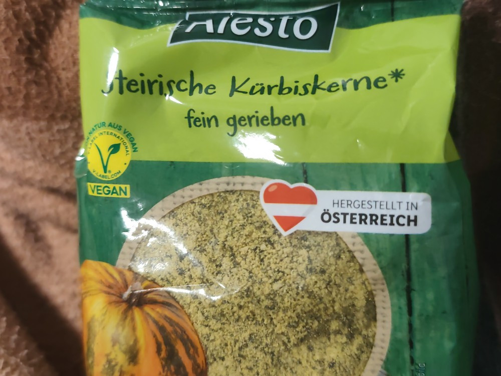 Hochgeladen von: FXH