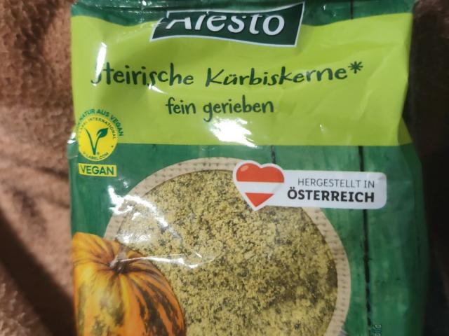 Hochgeladen von: FXH Hochgeladen von: FXH