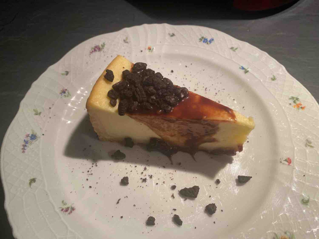 N.Y. Style Cheesecake, mit OREO-Topping und Schoko-Sauce von J0k | Hochgeladen von: J0ker666
