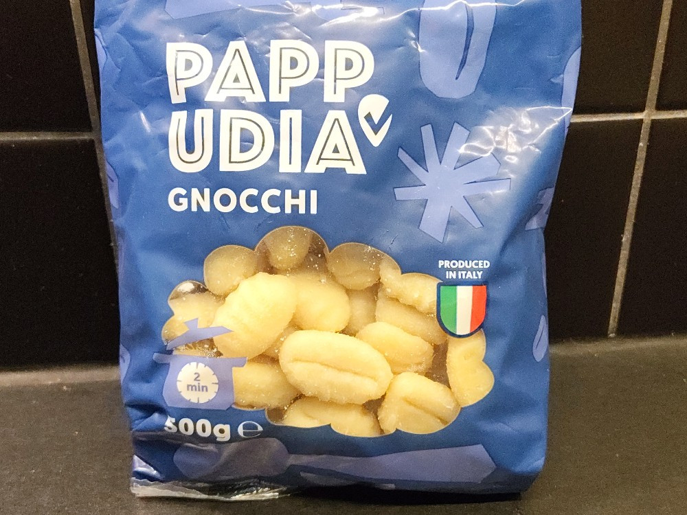 Hochgeladen von: Lili_x