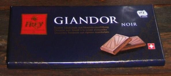 Giandor noir, Dunkle Schokolade mit Mandelcreme-Füllung | Hochgeladen von: Siope