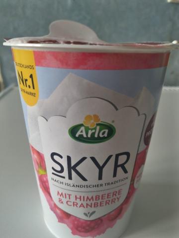 Skyr, Himbeere & Cranberry by emad | Uploaded by: emad