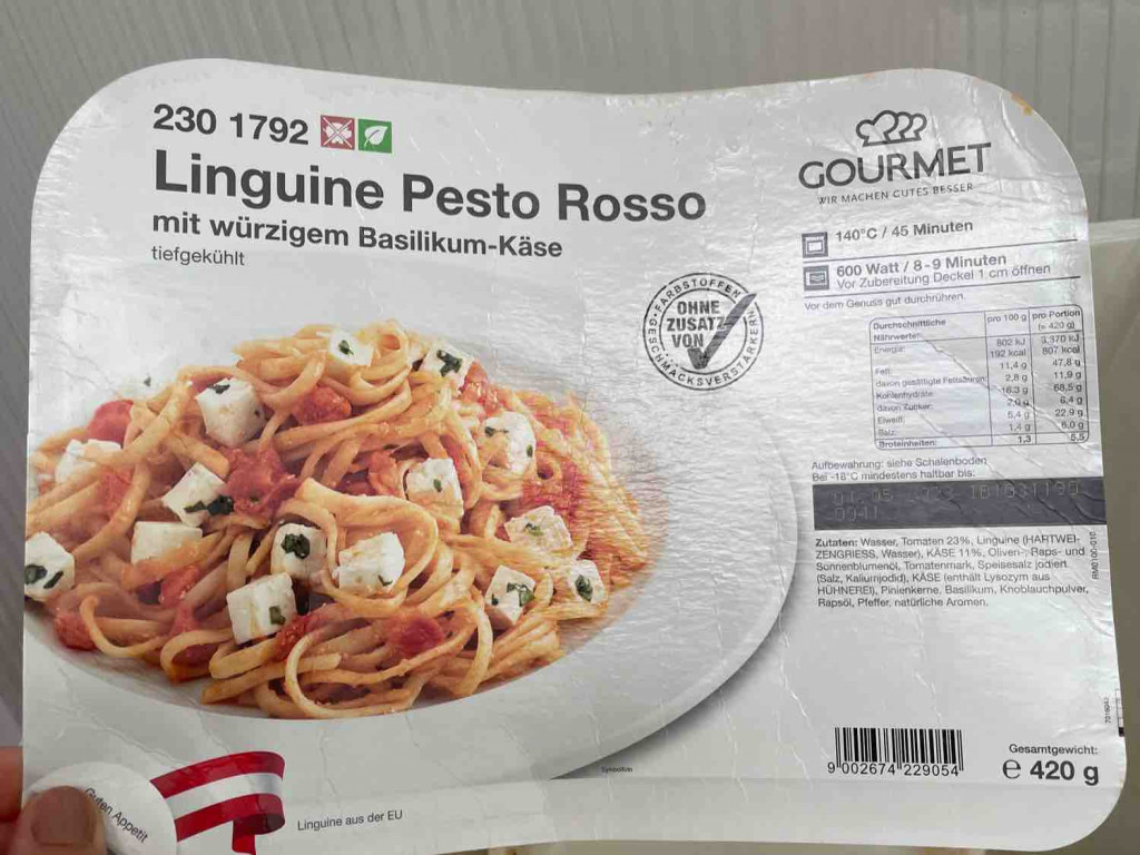 Linguine Pesto Rosso, mit würzigem Basilikum-Käse von EvaWurmi | Hochgeladen von: EvaWurmi