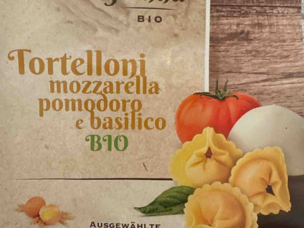 Tortelloni Mozzarella Pomodoro e Basilico von philifant | Hochgeladen von: philifant