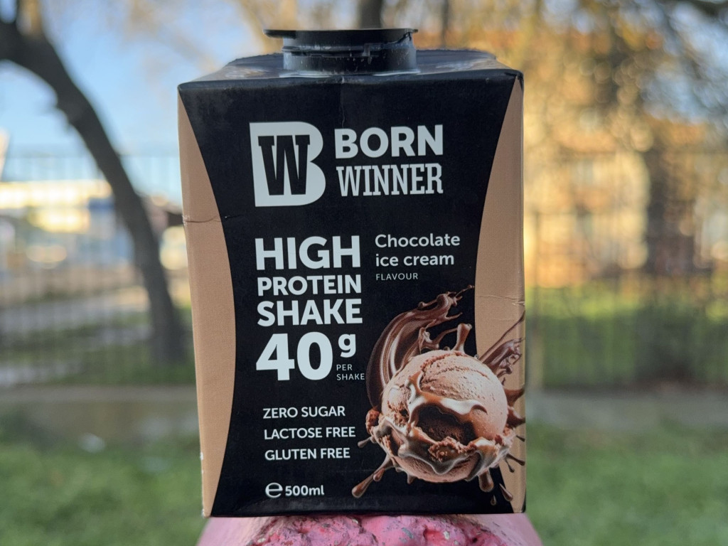 Hochgeladen von: blackceli