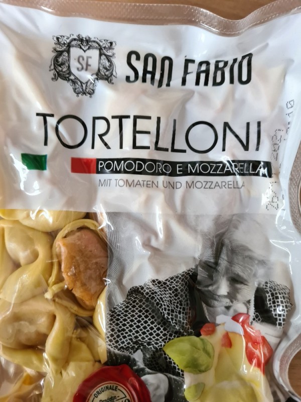 Tortelloni, Pomodoro e Mozzarella von KatrinS | Hochgeladen von: KatrinS