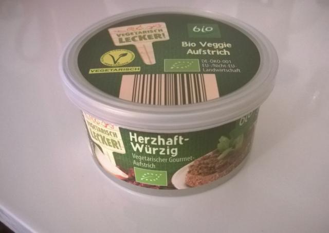 Vegetarischer Gourmet-Aufstrich, Herzhaft-Würzig | Hochgeladen von: ange.d.or