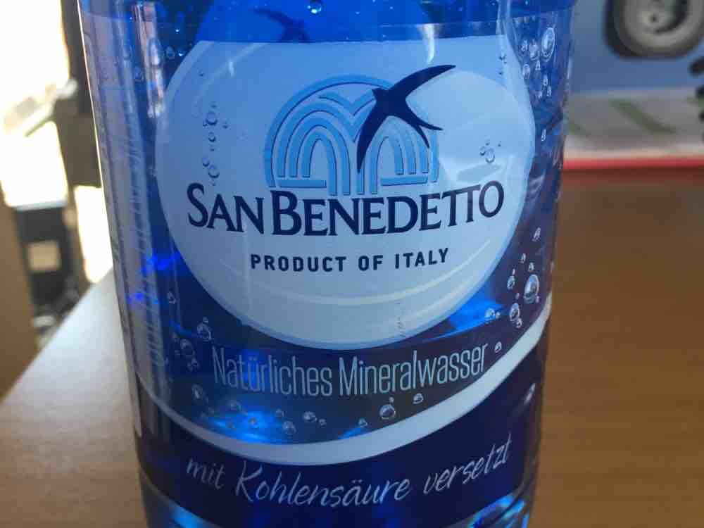 San Benedetto Acqua Minerale Naturale Frizzante von fittymarcel | Hochgeladen von: fittymarcel