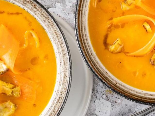 Hochgeladen von: nadjagalmarinj Hochgeladen von: nadjagalmarinj