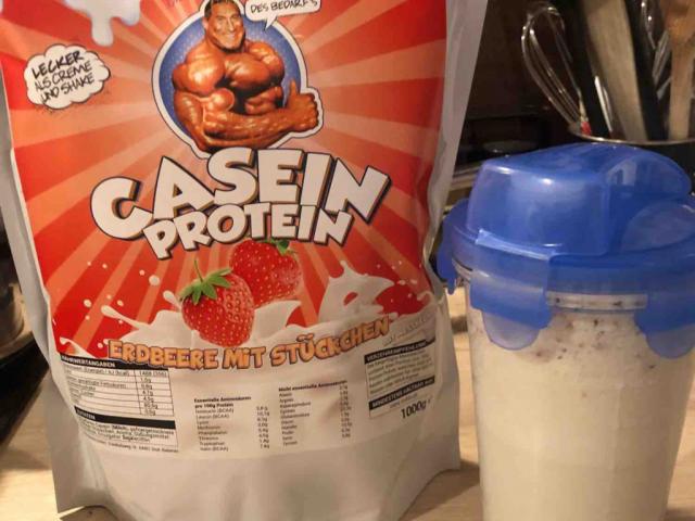 Casein Protein Erdbeere mit Stückchen (Rühls Bestes) von Vladimi | Hochgeladen von: VladimirKlymovsky