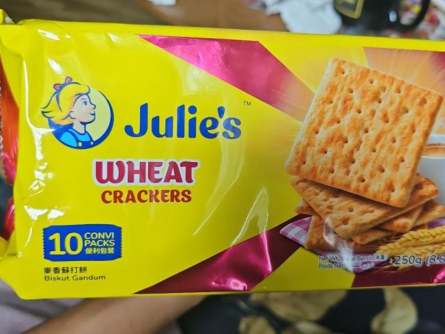 Hochgeladen von: nadira89