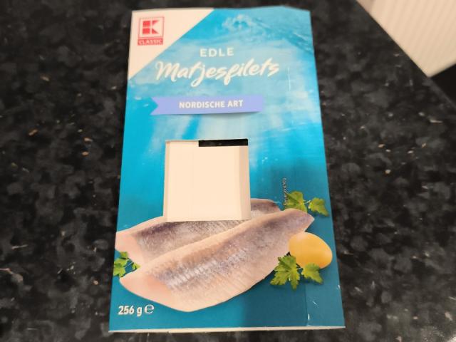 Hochgeladen von: Catinkaaa