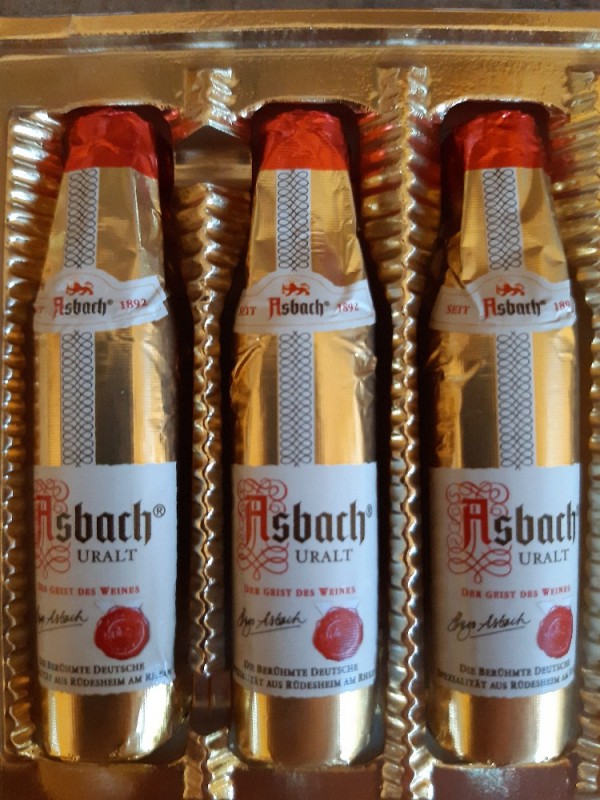 Asbach zarte Fläschen, Alkohol-Praline von evta | Hochgeladen von: evta