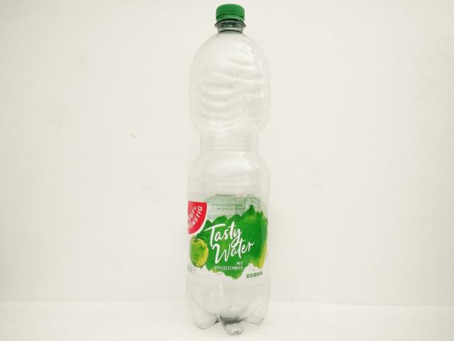 Tasty Water, Apfelgeschmack | Hochgeladen von: micha66/Akens-Flaschenking Tasty Water, Apfelgeschmack | Hochgeladen von: micha66/Akens-Flaschenking