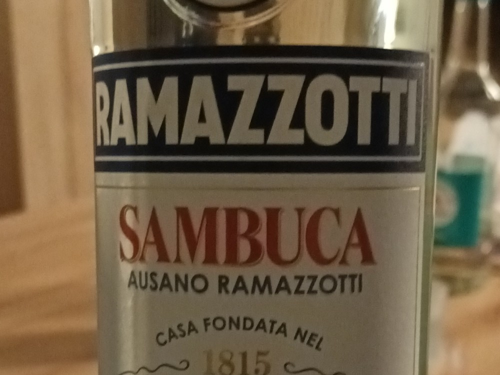 Hochgeladen von: Delphin06