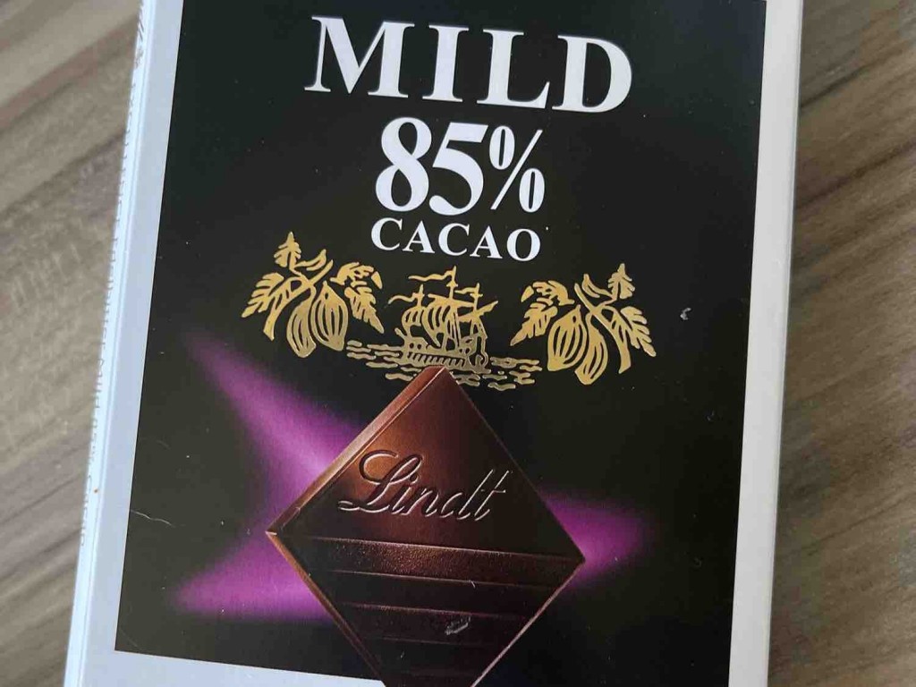 Lindt Excellence Mild 85% cacao, Edelbitter mild by Melleywood | Hochgeladen von: Melleywood