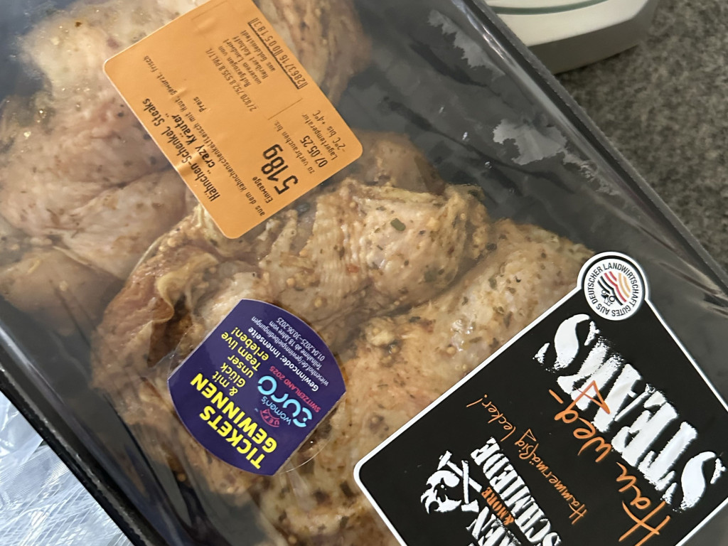 Wiesenhof Hähnchen-Schenkel Steak, Crazy Kräuter von BjoernSchul | Hochgeladen von: BjoernSchulze Wiesenhof Hähnchen-Schenkel Steak, Crazy Kräuter von BjoernSchul | Hochgeladen von: BjoernSchulze