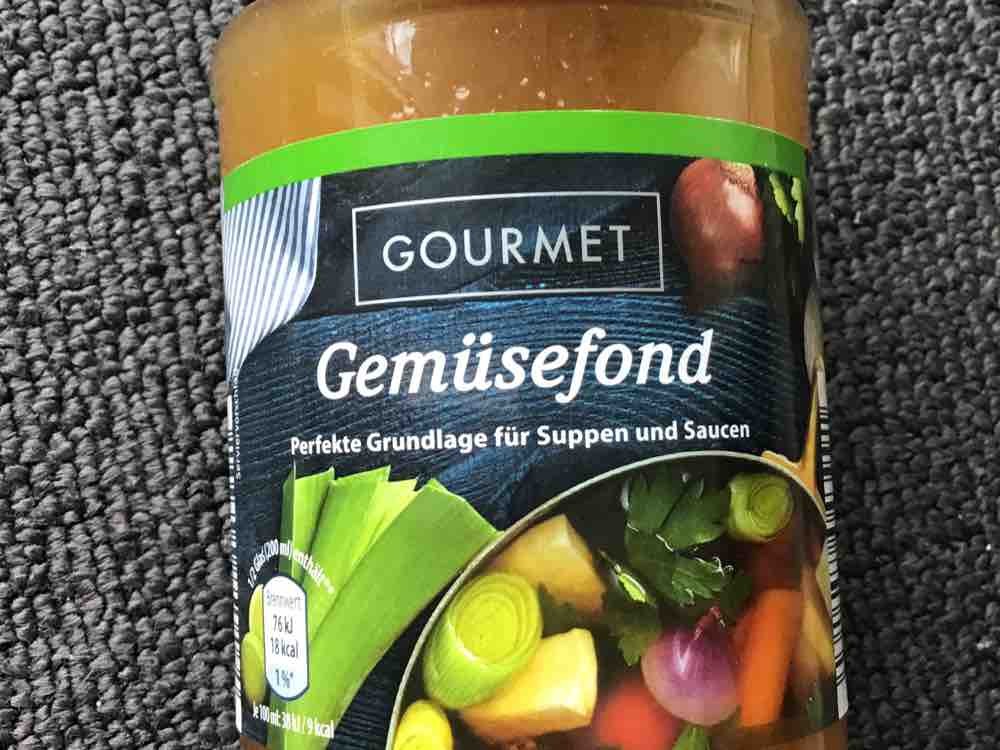 Gemüsefond, Perfekte Grundlage für Suppen und Saucen von Lonnie | Hochgeladen von: Lonnie