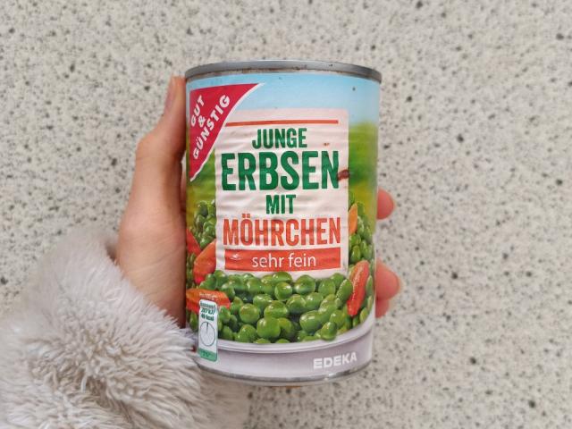 Hochgeladen von: Stella Steinbrenner