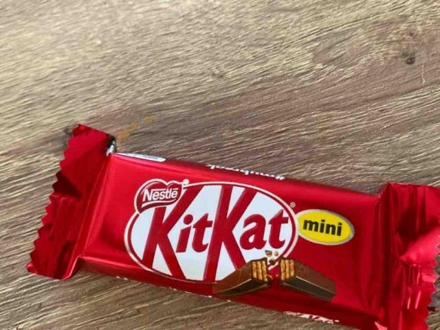 kitkat mini, mini by alleertaget | Uploaded by: alleertaget