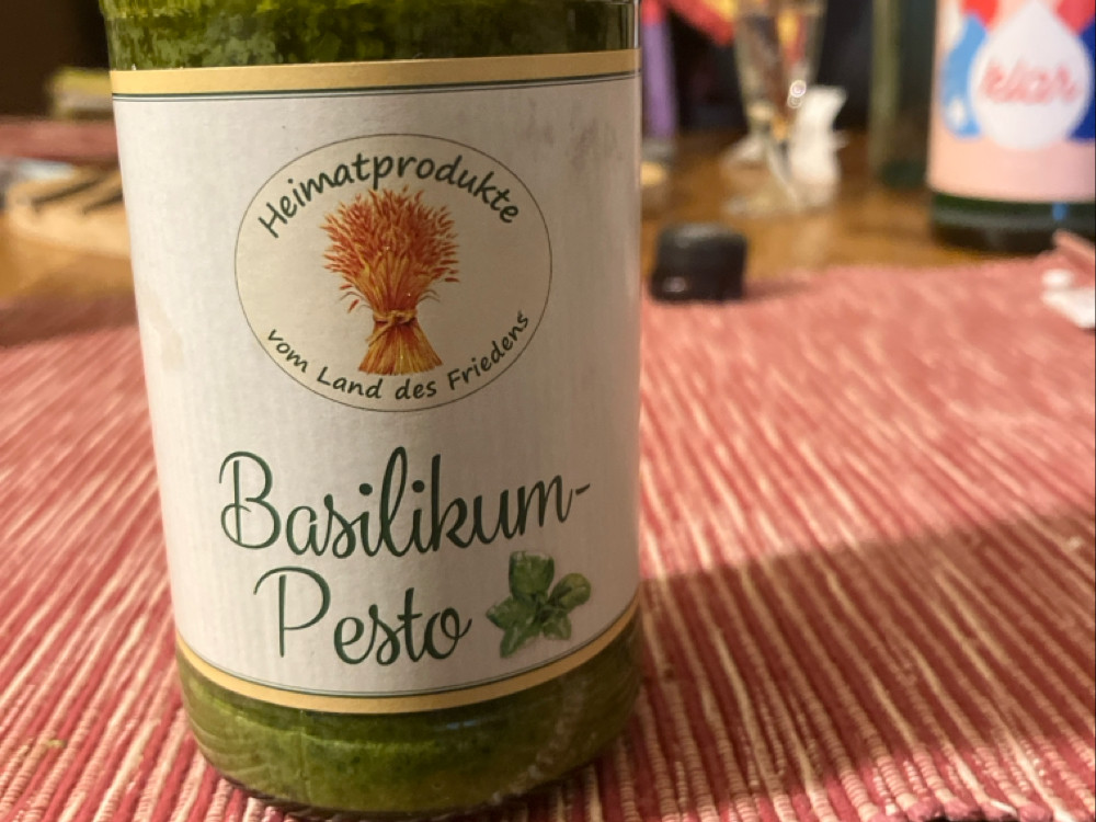 Basilikum-Pesto von Martin Heß | Hochgeladen von: Martin Heß Basilikum-Pesto von Martin Heß | Hochgeladen von: Martin Heß